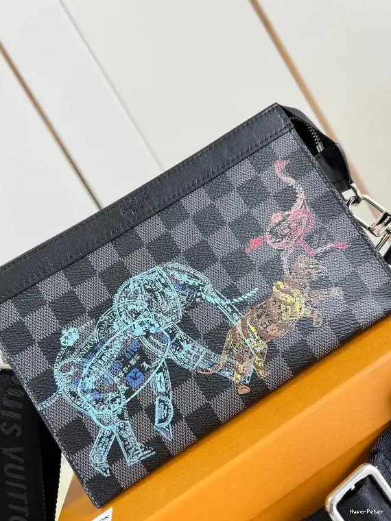 GASTON VUITTON LOUIS WEARABLE 0603
